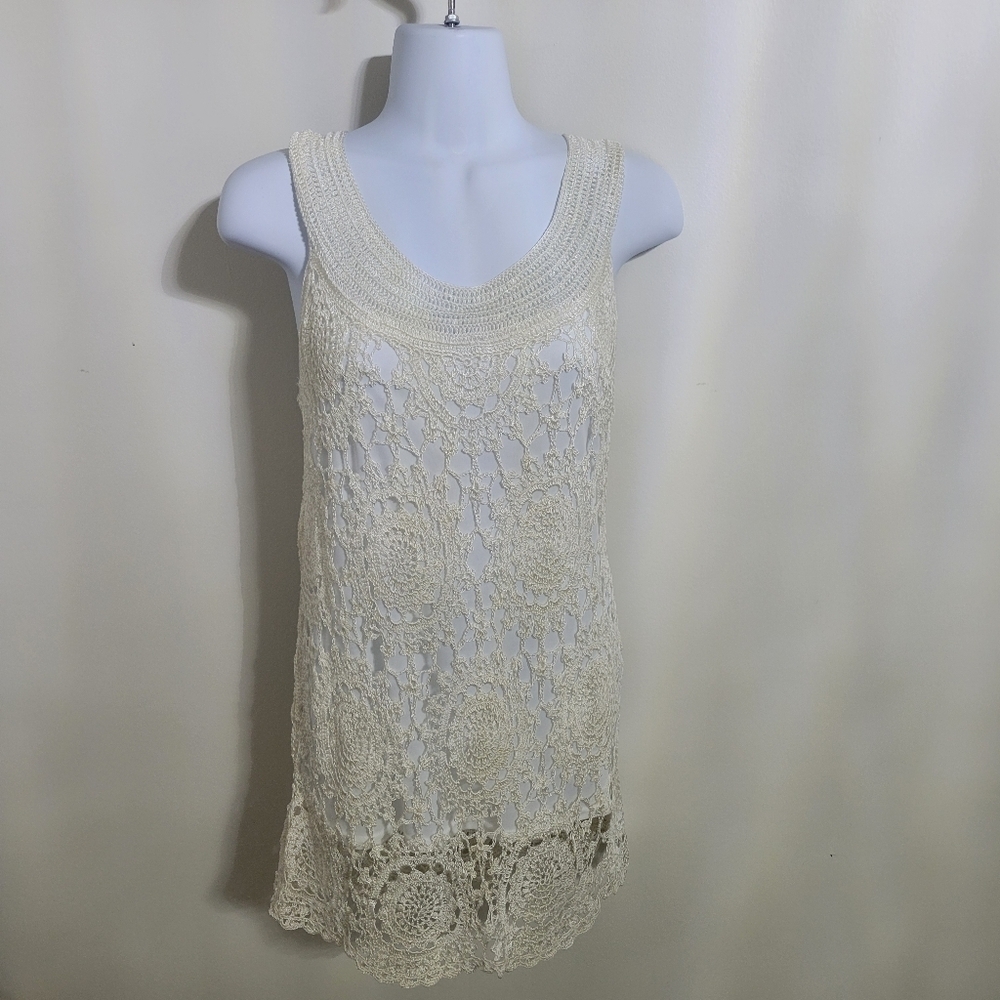 Hugging Kisses Crocheted Tank Top Size Medium